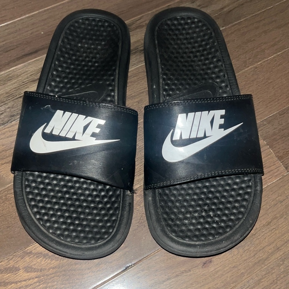 Nike Benassi JDI Youth Junior Slides Black 5Y